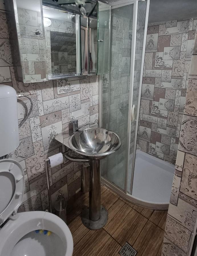 Old Style Hotel Vratsa Luaran gambar