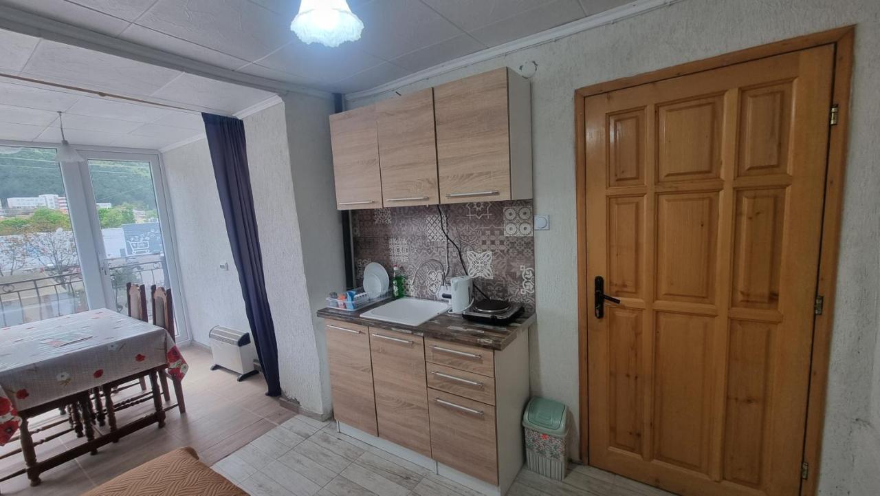Old Style Hotel Vratsa Luaran gambar
