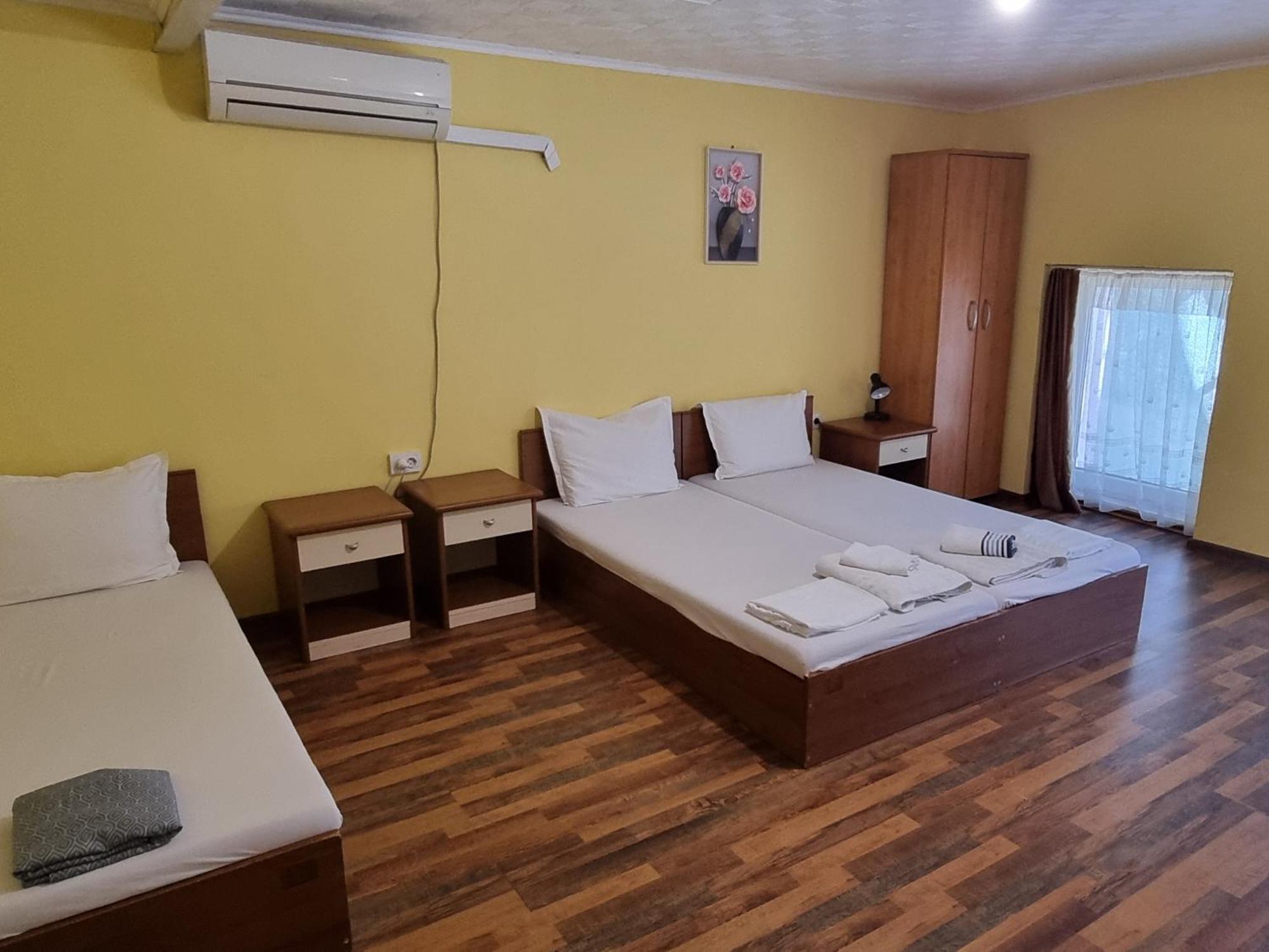 Old Style Hotel Vratsa Luaran gambar