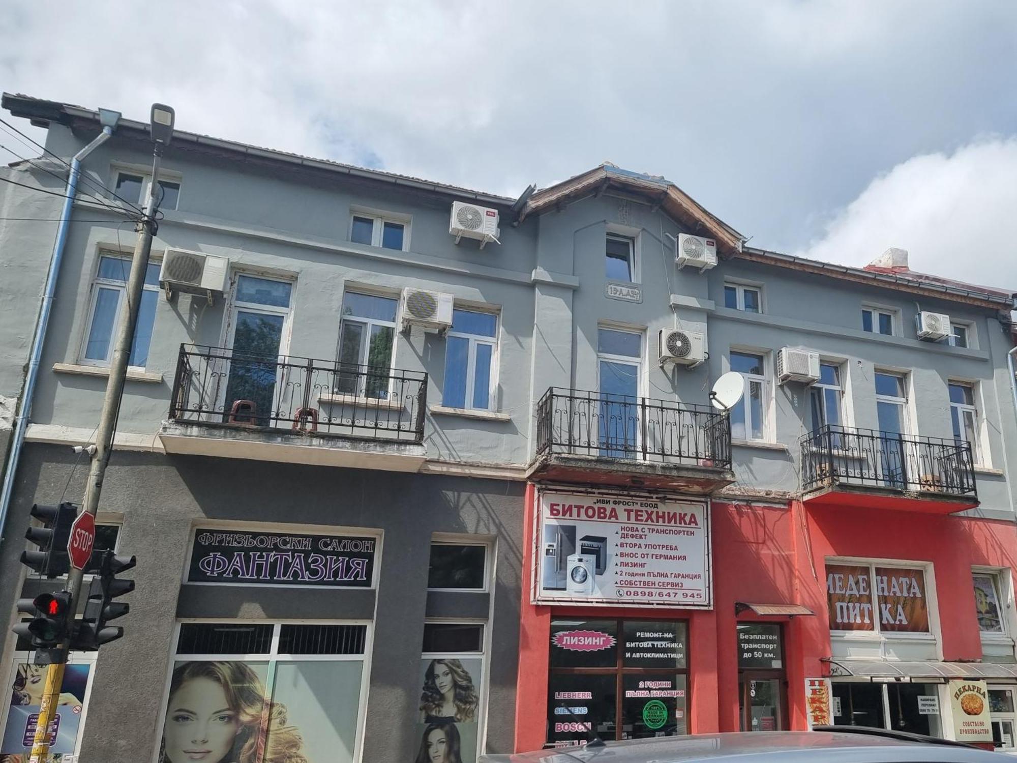Old Style Hotel Vratsa Luaran gambar